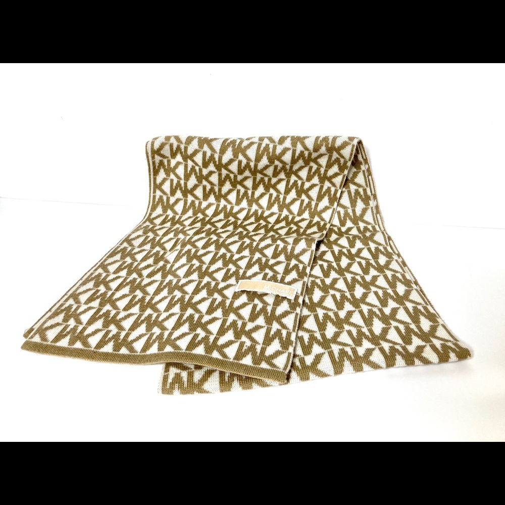 Michael Kors Beige/Tan Scarf